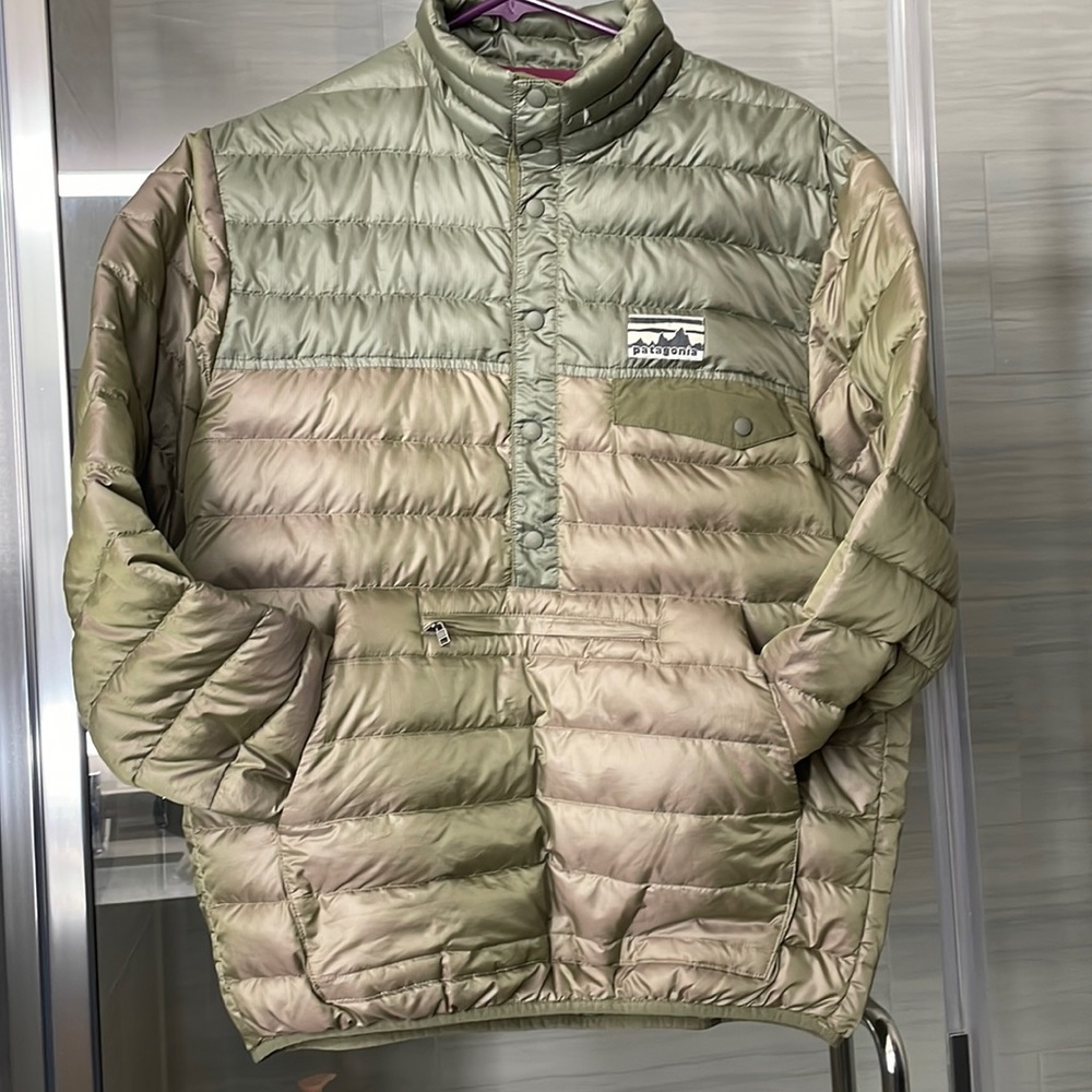 Olive Green Patagonia pull over puffer jacket